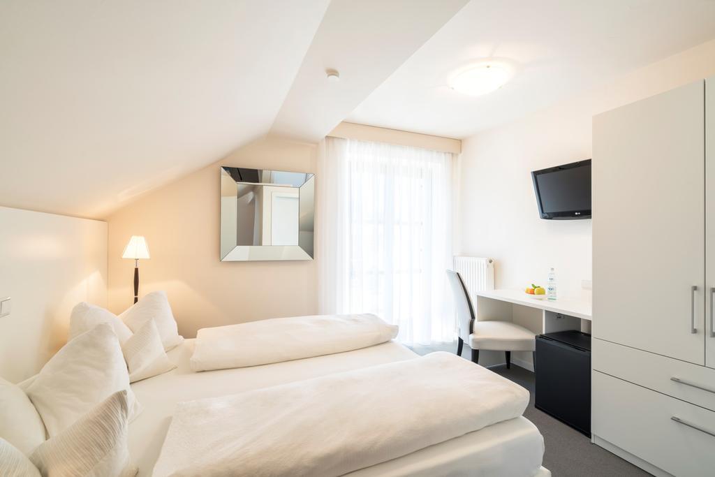 Hotel Groff 3*
