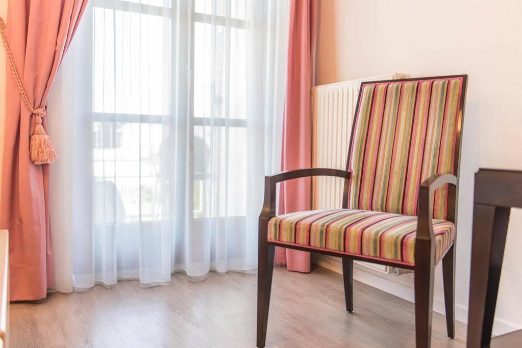 Hotel Groff Ora / Auer