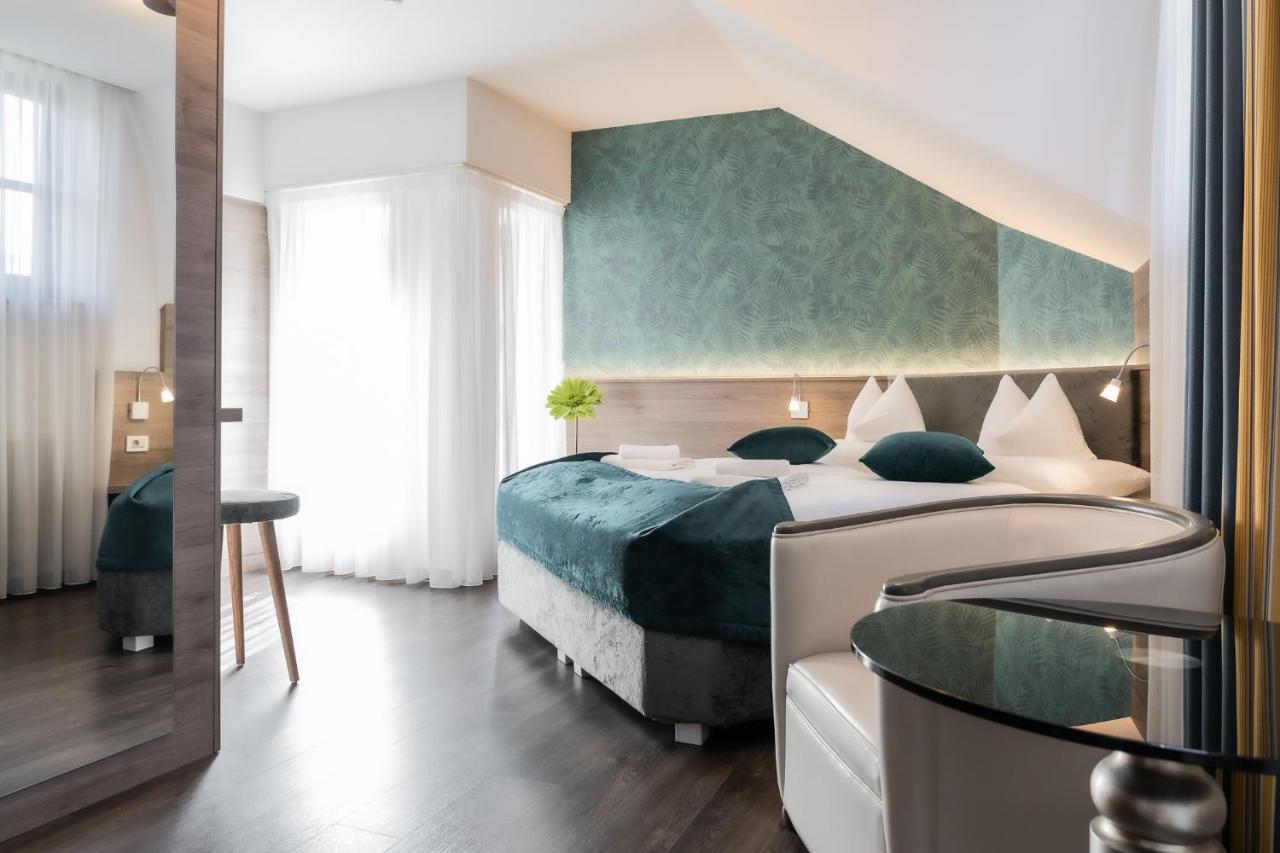 Groff Hotel